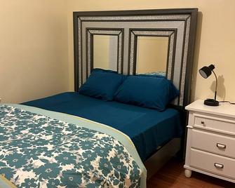 Nwk 457 Rm 113-C - Newark - Bedroom