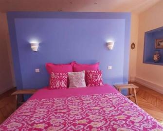 Aux Couleurs De Commarin Chambres D'hôtes - Châteauneuf - Habitación