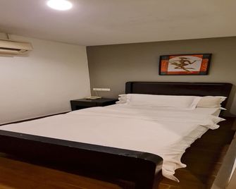 Hotel O Crossroads Hotel - Kuala Lumpur - Bedroom