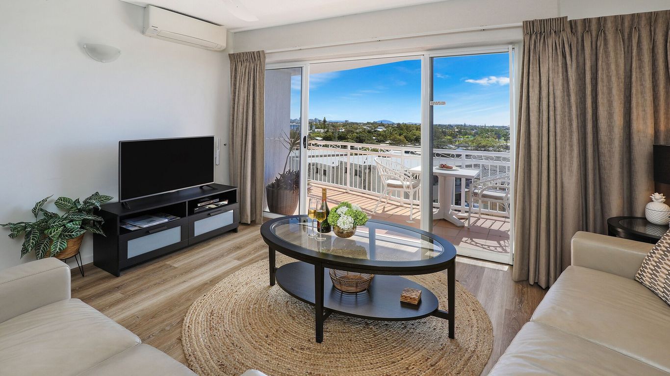 Beachside Resort Kawana Waters