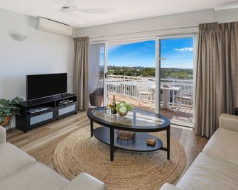 Beachside Resort Kawana Waters - Caloundra - Sala de estar