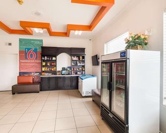 Motel 6 San Antonio - Fiesta Trails - San Antonio - Facilitet i boligen