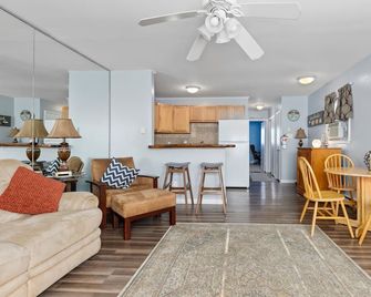 Couples retreat + Pets OK! Center of Town: Unit #2 - Atlantic City - Soggiorno