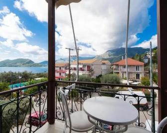 Hotel Nostos - Lefkáda - Balkon