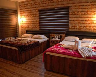 Kadambini Jungle Resort - Lataguri - Habitación
