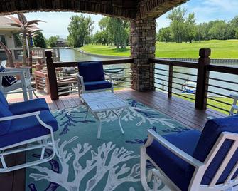 Spacious 5-bedroom house in beautiful Carter Lake with fitness room, WiFi - Carter Lake - Balcón