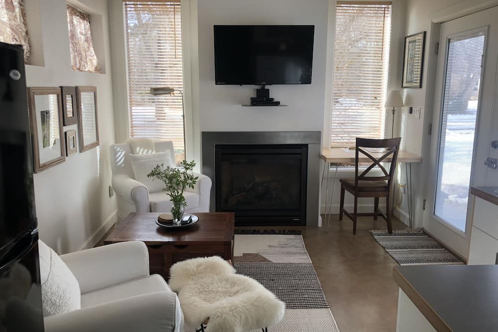 'Tiny House' - Skiing, Golf, Fly Fishing, Biking and More! - Carbondale - Soggiorno