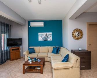 Darmanin Αpartment 4 Gyalos Karousades Corfu - Astrakeri - Sala de estar