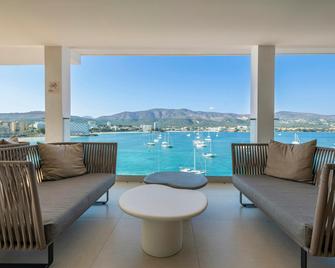 ألوا هاواي مالوركا آند سويتس - بالما نوفا - ردهة