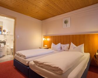 Landhotel Schöll - Parsberg - Schlafzimmer