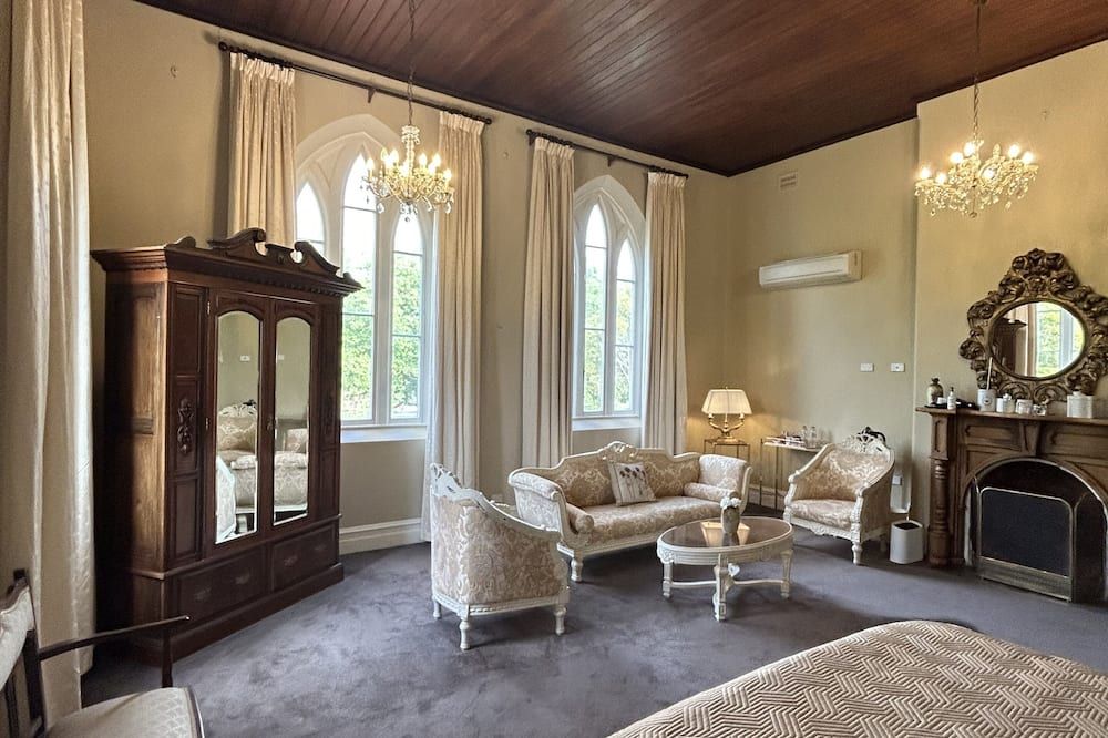 Convent at Koroit - קורואיט - סלון