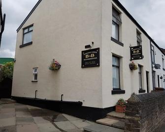 Overnight Stays Stockport - Stockport - Building