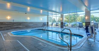 Fairfield Inn & Suites by Marriott Greenville - Greenville - Zwembad