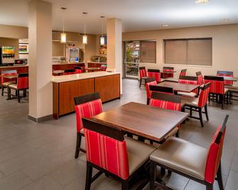 Comfort Inn and Suites - Grundy - Restaurante