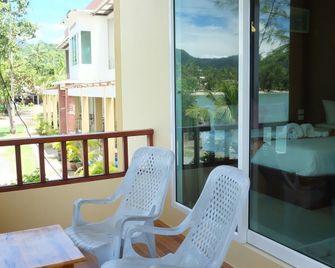 Chokdee Resort - Ko Chang - Balcón
