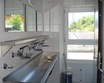 B&B Les Rochers 42 lits - Salvan