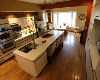 Hacho House Yellowknife - Yellowknife - Küche