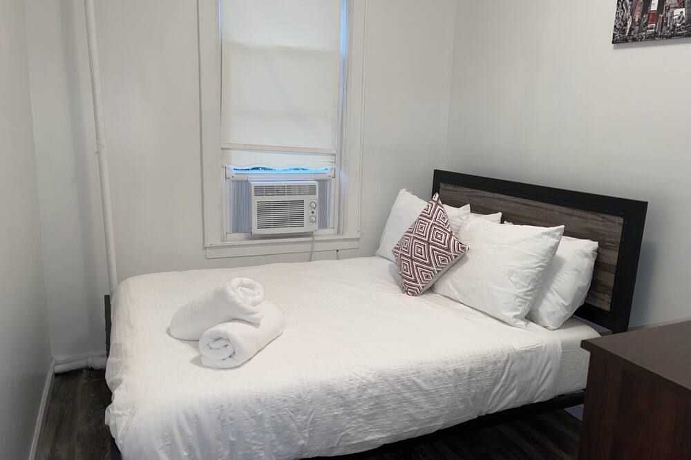 Private 3 Bedroom in the heart of Brooklyn - بروكلين - غرفة نوم