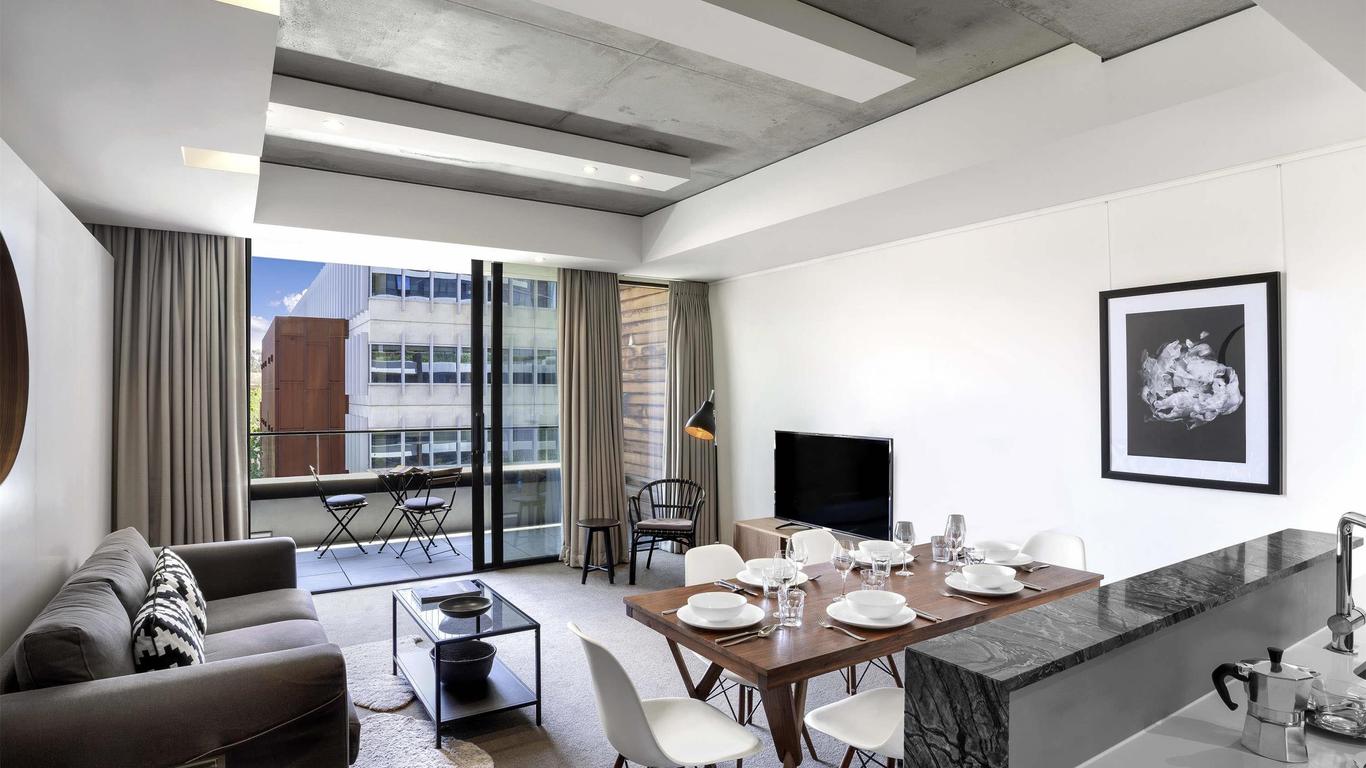 Peppers Gallery Hotel Canberra