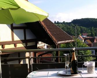 Holiday Home Rosemarie In Vogelsberg Relaxing In The Countryside Hiking Skiing - Schotten - Balkon