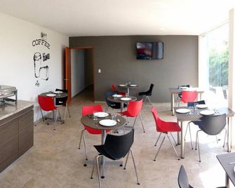 Hotel Dajana Boulevard - León - Restoran