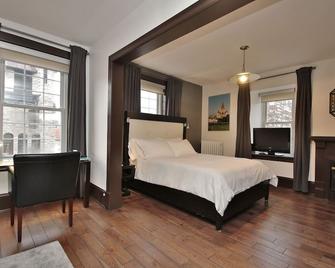 فندق سويس - أوتاوا - غرفة نوم