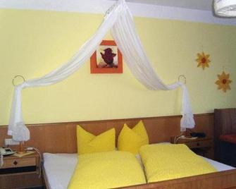 s'Waldhaus - St. Leonhard im Pitztal - Bedroom