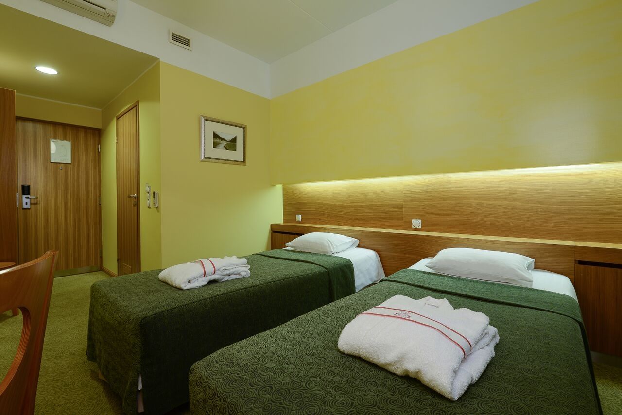 Hotel Bern by TallinnHotels - Tallin - Sypialnia