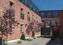 Hotel Bern by TallinnHotels - Tallín - Edificio