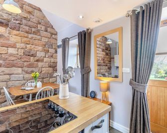 Herdwick Barn - Uk46732 - Stoke-on-Trent - Dining room