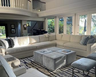 Luxury Berkshire Estate: Proximity to all the best the Berkshires has to offer! - Egremont - Sala de estar
