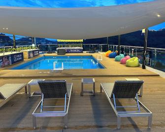 The Hotel Soo - Yeosu - Piscina