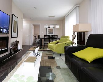 Lovely Monthly Furnished Rental - ויקטוריה - סלון