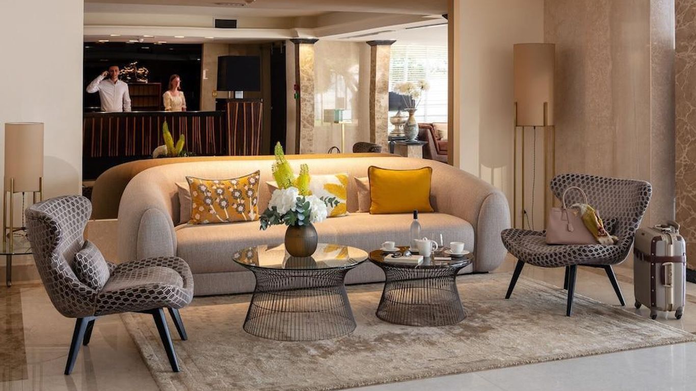 唐塞薩爾酒店 - 韋基奧港