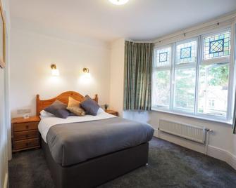 Villa Verde Gatwick - Horley - Bedroom