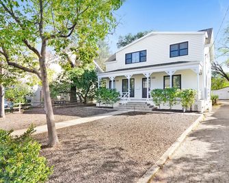 Auberge Sonoma North Suite - Includes Wine Tasting Passport - Sonoma