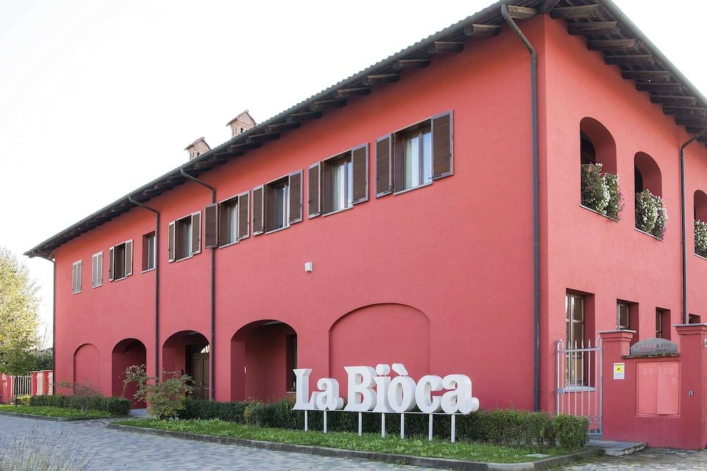 Agriturismo La Biòca - Serralunga d'Alba - Gebouw