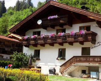 Haus Schneeberg - Selbhorn - Family apartment sleeping up to 5 people, with Hochkönig Card - Mühlbach am Hochkönig - Edificio