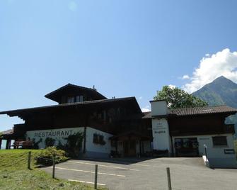 Bergblick Lodge - 3 Sterne Garni - Neueröffnung - Aeschi bei Spiez - Edificio