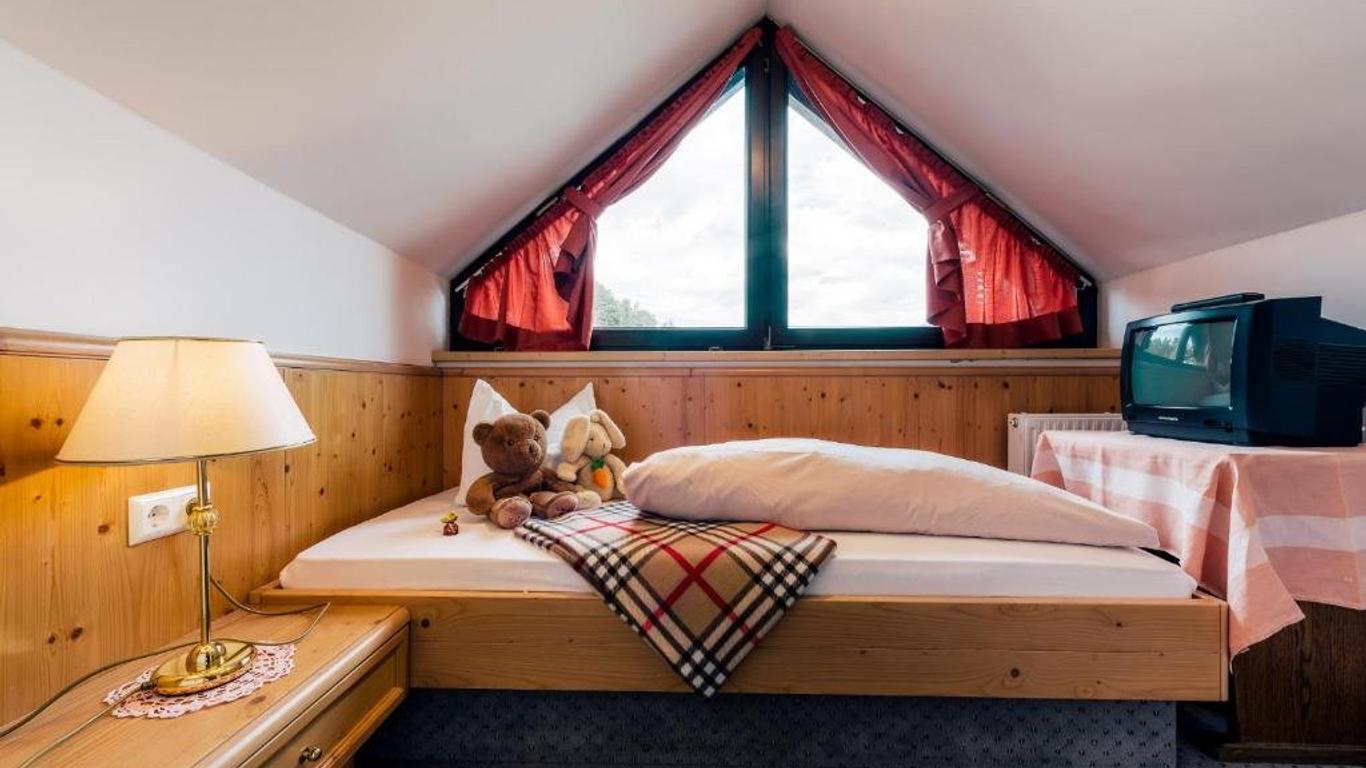 Hotel Garni Alpenruh-Micheluzzi