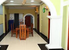Rajeevan Garden Guest House - Jaffna - Dining room