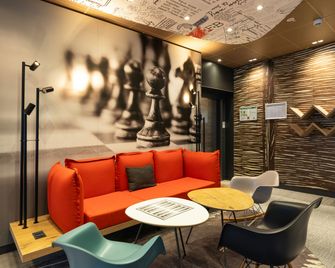 B&b Hotel Wuppertal-city - Wuppertal - Lounge