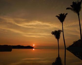 For a RELAXED time in Sayulita, King studio ocean view at a great location! - Sayulita - Outdoors view