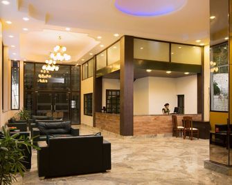 Sterling Nainital - Nainital - Hall d’entrée