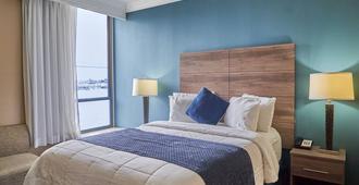 Seaport Resort and Marina - Fairhaven - Bedroom