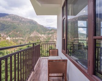Treebo Holiday Hill - Dharamsala - Balkon