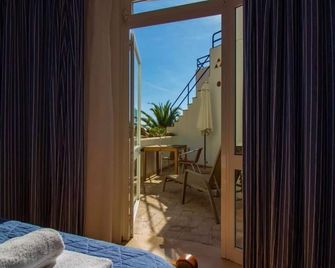 Ponta Da Piedade Apt - The Tide - Salema - Balkon