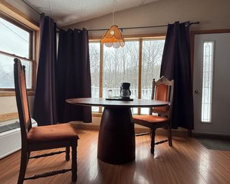 Hotel Motel La Marquise - Sherbrooke