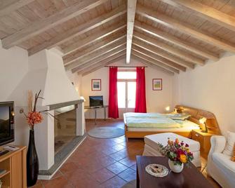 Hotel al Ponte Antico - Centovalli - Habitación