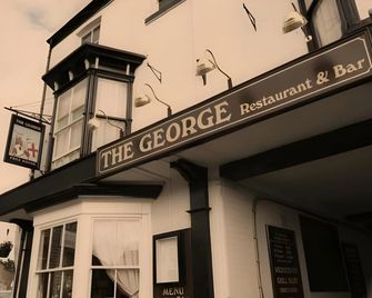 The George - Gainsborough - Building
